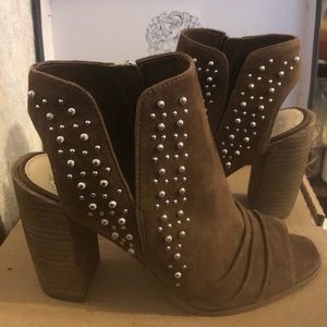 Vince Camuto true suede